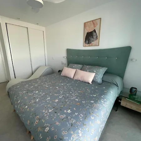 Iconic Alluba Alicante Luxury Bay Apartment *